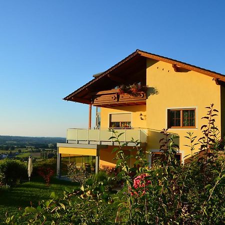 Haus Margit Apartment Schlierbach ภายนอก รูปภาพ